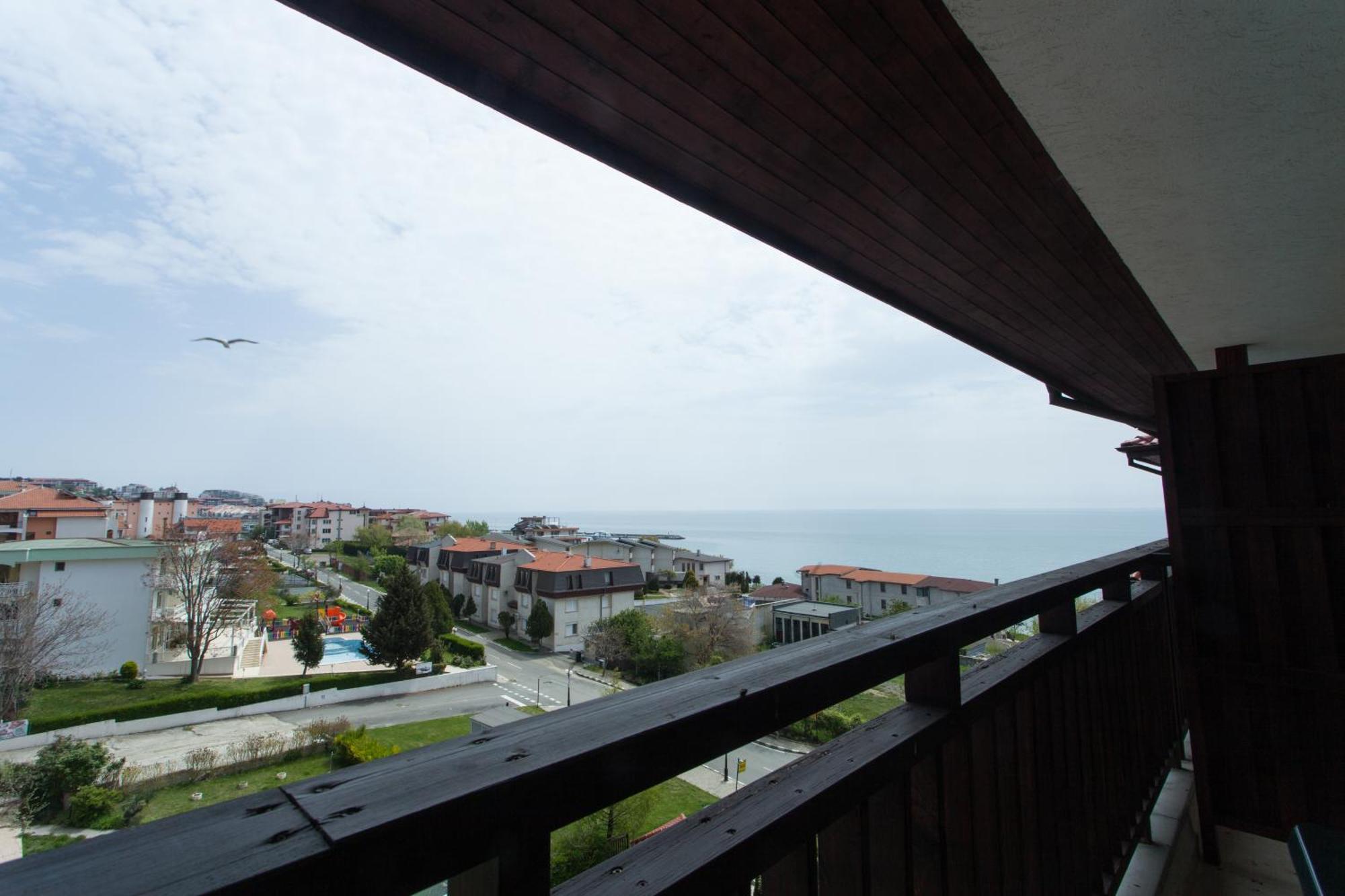 Dom-El Real Apartments Amphora Sveti Vlas Exterior photo